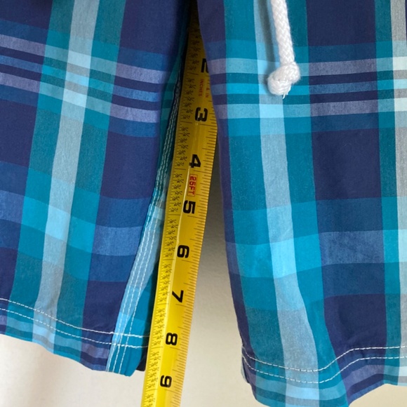 New J.Crew men’s board shorts/swim trunks - Picture 6 of 8